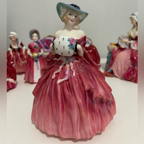 Royal Doulton Vintage Figurine Genevieve - Picture 1 of 6